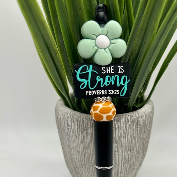 She is strong 🌸✨ Beaded Pen - Picture 1 of 2